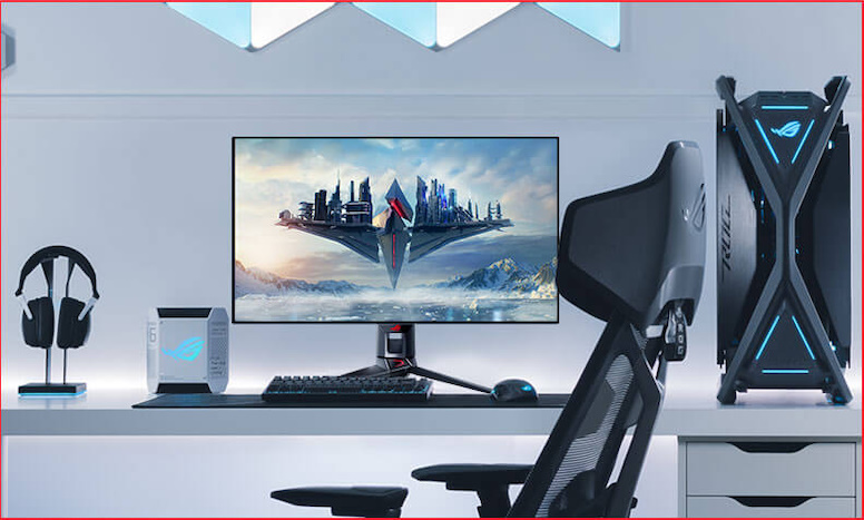 „Ein Gaming-Setup mit einem PG32UCDP sowie einer Tastatur, einer Maus, einem Headset und einem PC