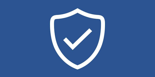 Weißes Schildsymbol mit einem Häkchen auf blauem, kreisförmigem Hintergrund